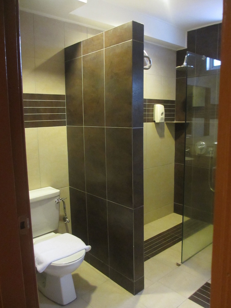 Sanbay Hotel 19/46