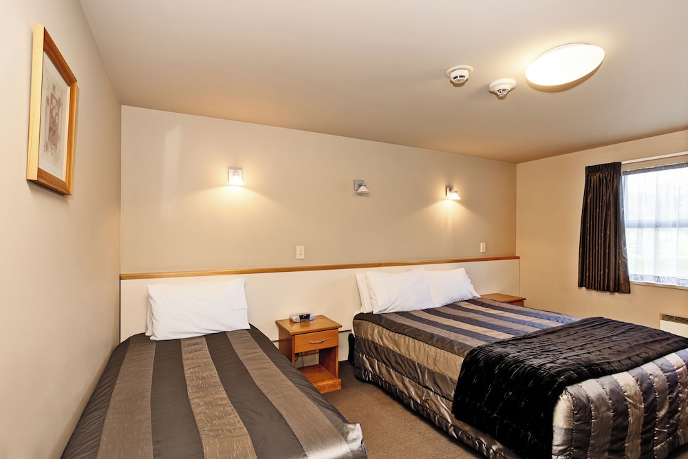 Balmoral Lodge Motel 19/59
