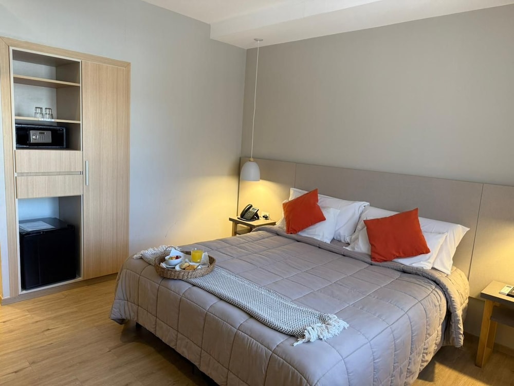 Gran Hotel Dakar 13/50