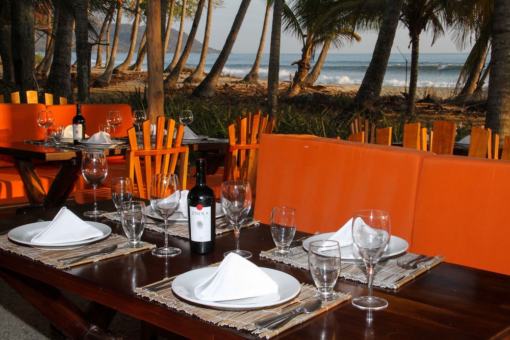 Tropico Latino Hotel 52/74