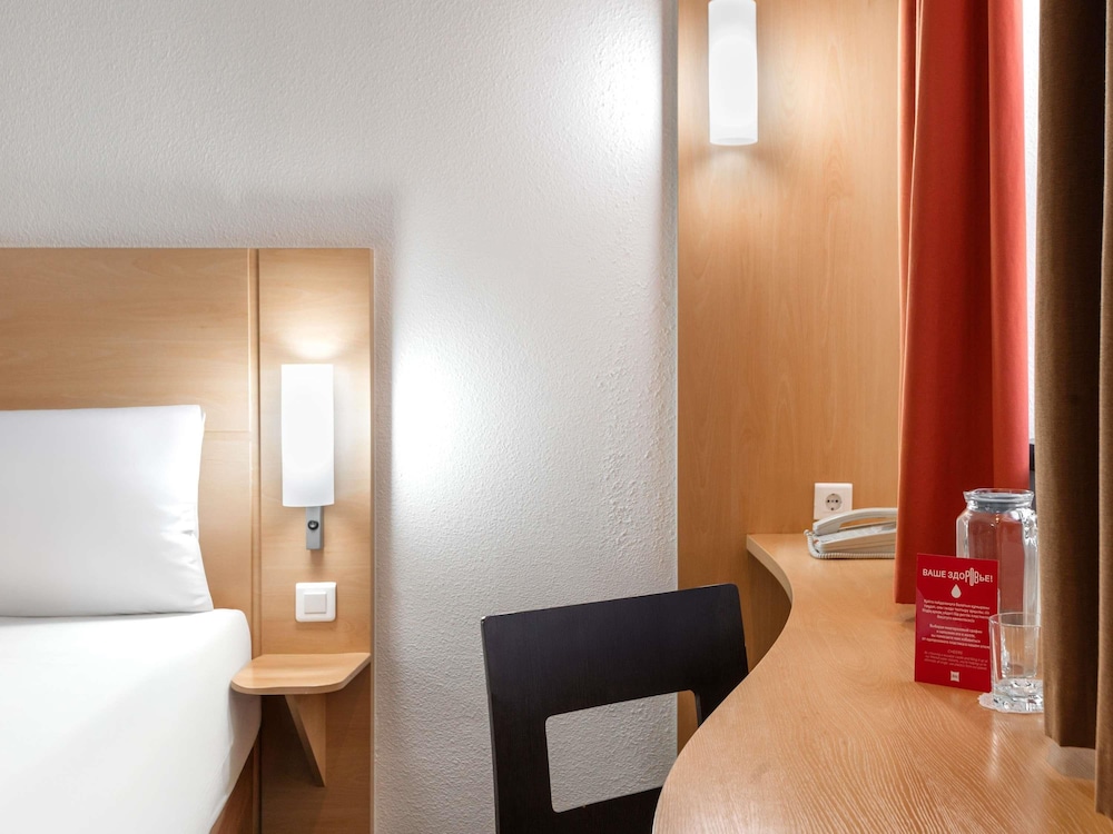 Ibis Astana Hotel 29/57