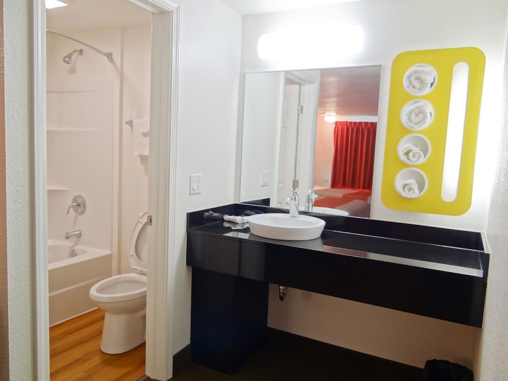 Motel6 Erie, PA 31/31