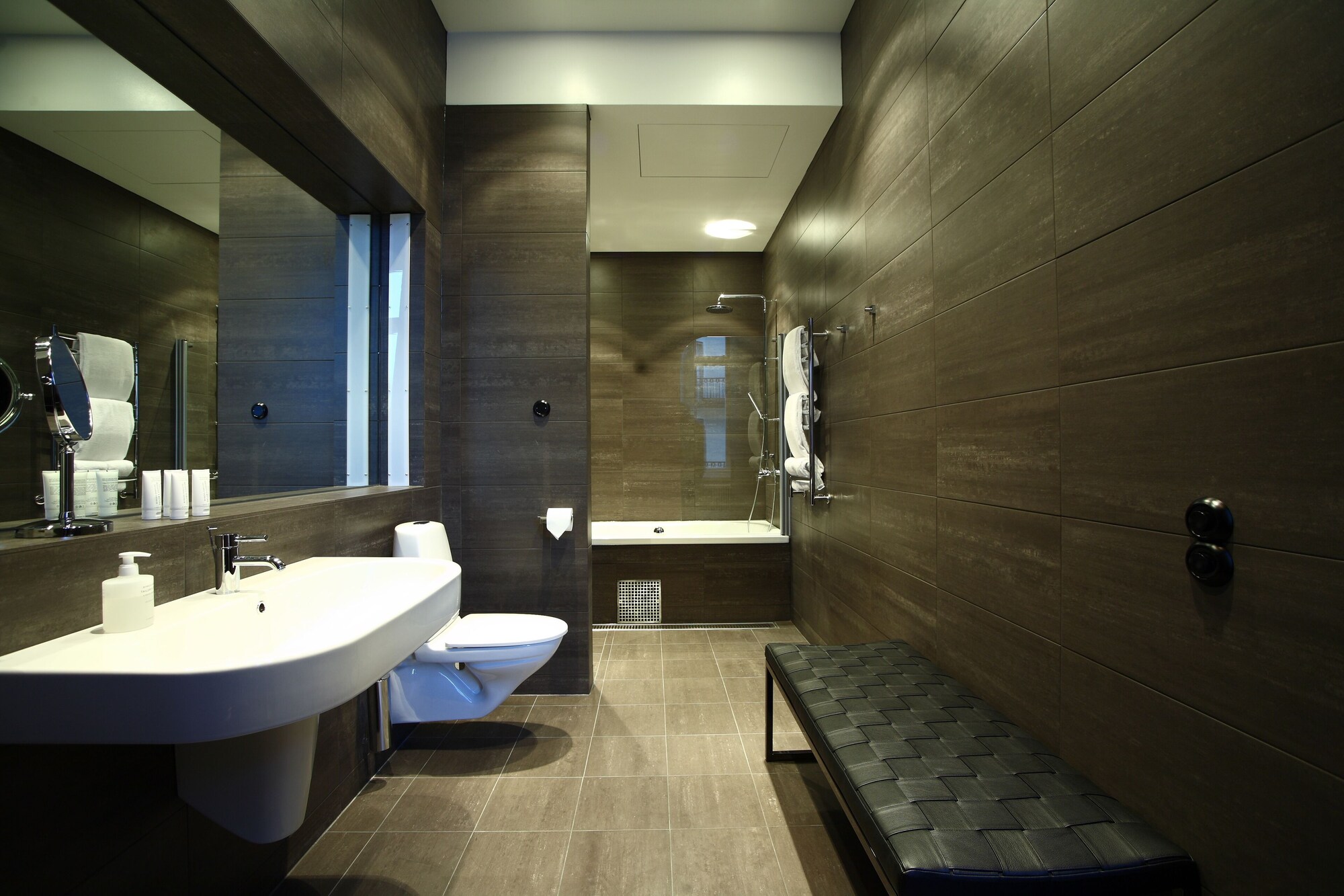 Signature, Suite