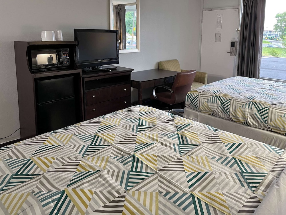 OYO Hotel Wytheville I-77 & I-81 29/40