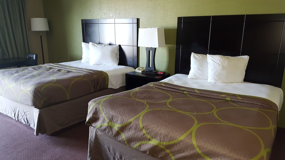 Inn of Rockwall 9/26