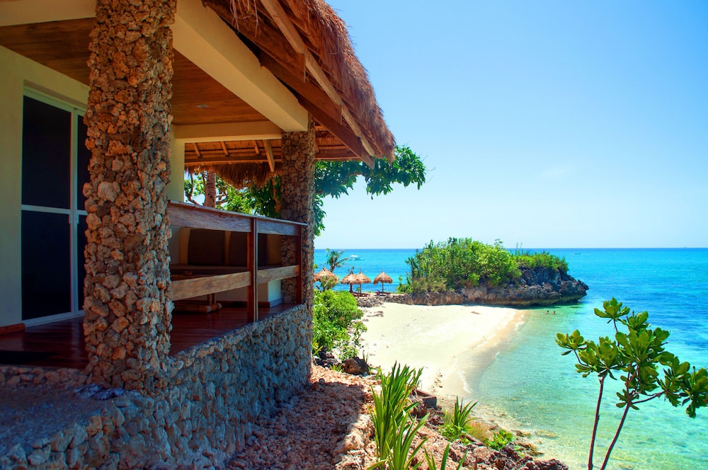 Tepanee Beach Resort 7/63