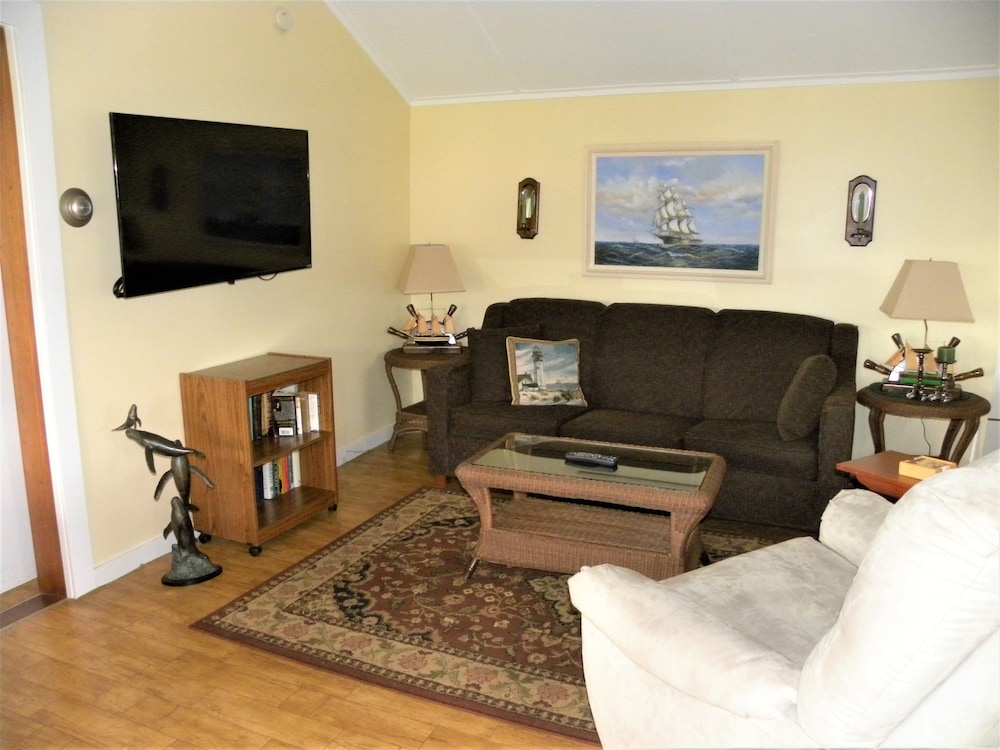 Colonial Gables Oceanfront Village 49/72