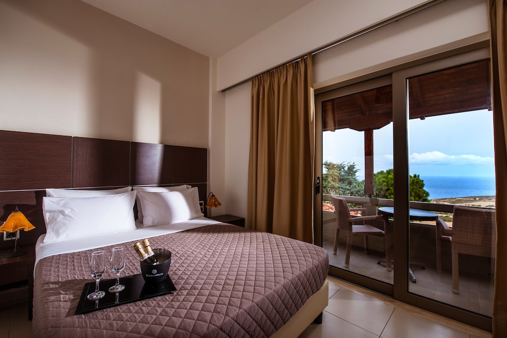 Happy Cretan Suites 15/77