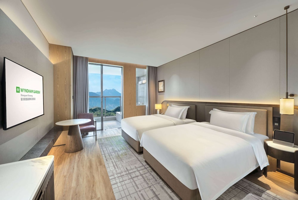 Room, 2 Double Beds, Mountain View, Sofa, Hot Spring Bath