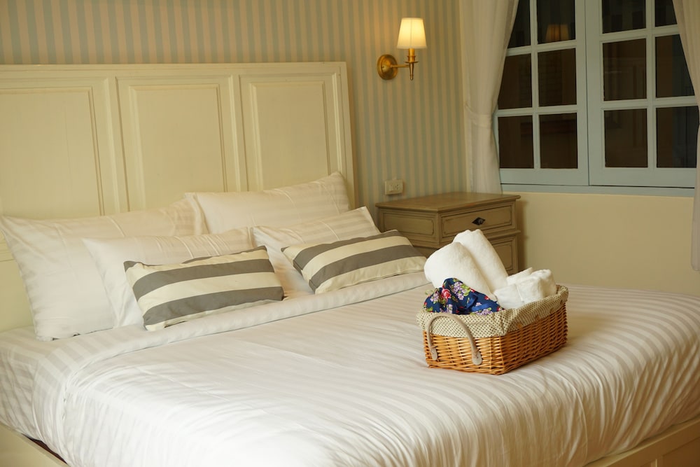 Nai Suan Bed And Breakfast 30/69