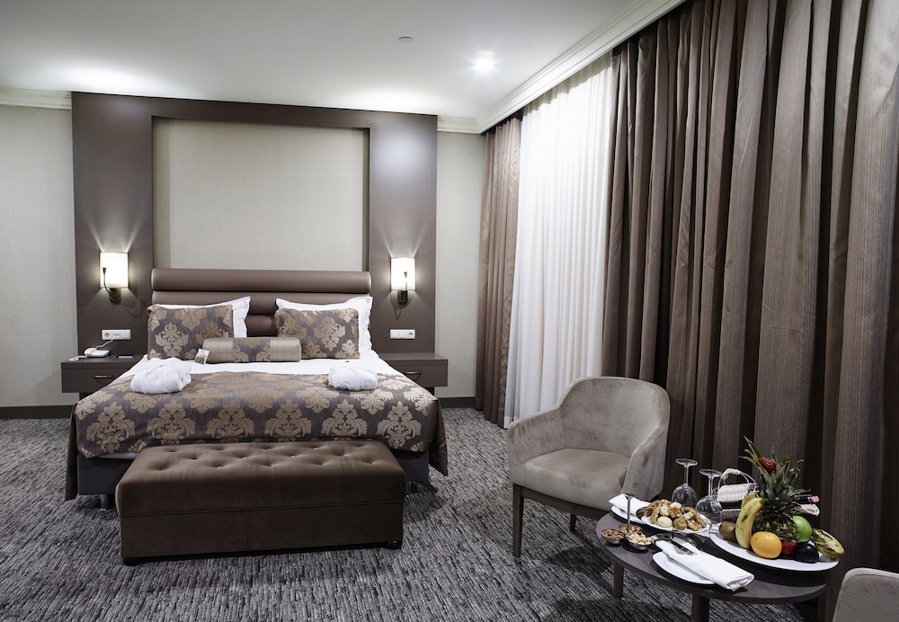 Euro Park Hotel 17/71