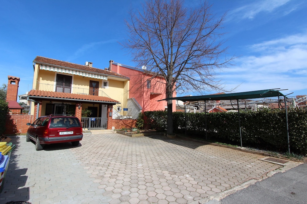 COCALETTO APARTMENTS 57/71