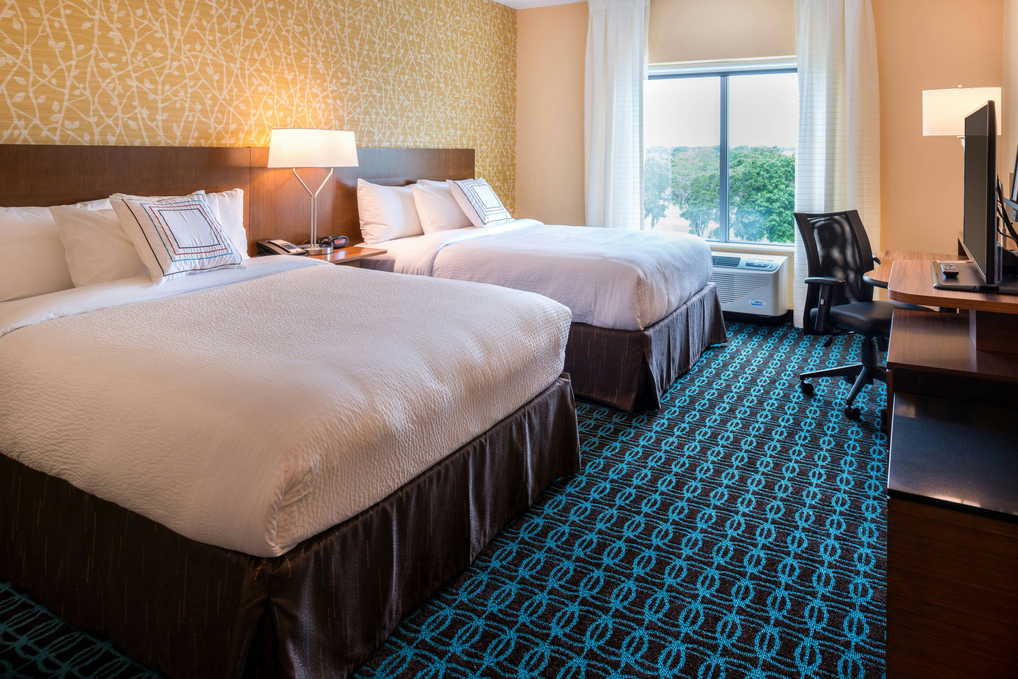 Room, 2 Queen Beds, Fairfield Inn Suites By Marriott Orlando East Ucf Area 2/6