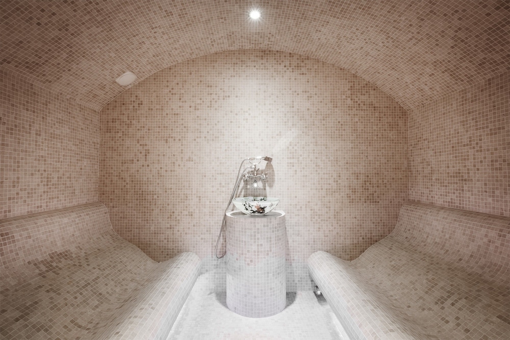 Roxen Hotel & Spa 16/30