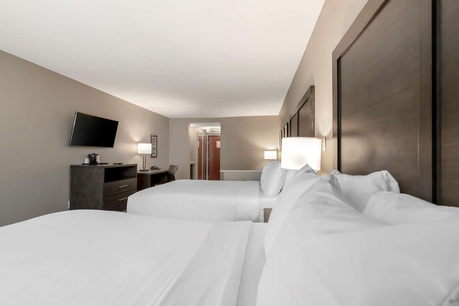 Suite, 2 Queen Beds