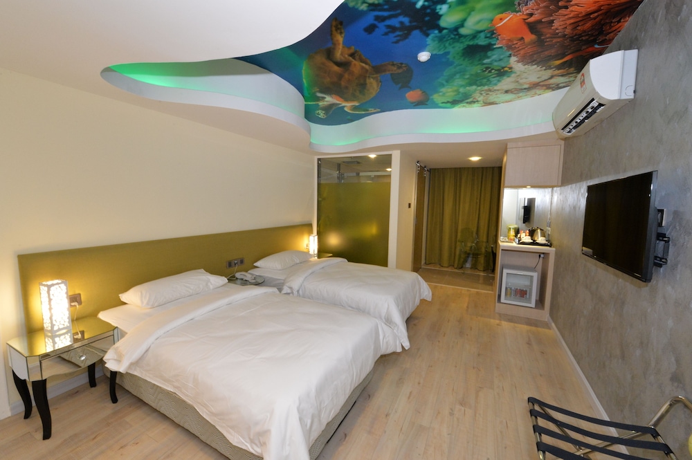 Unic Hotel 18/39