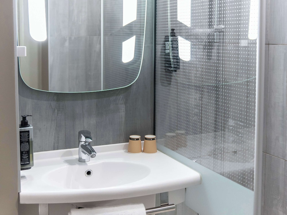 Ibis Lyon Nord 68/69