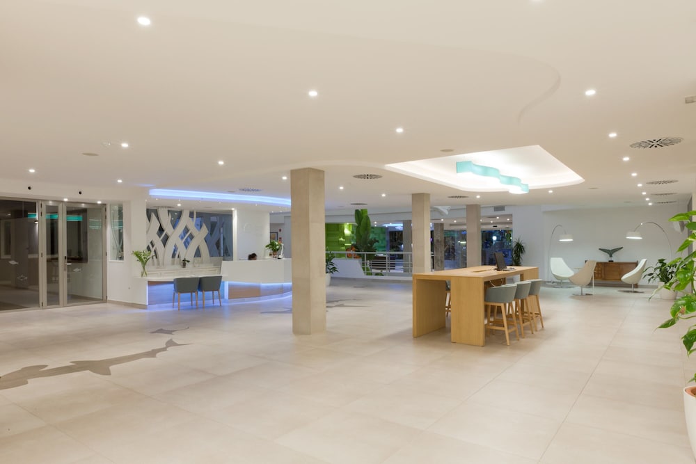 Marvell Club Aparthotel 11/64