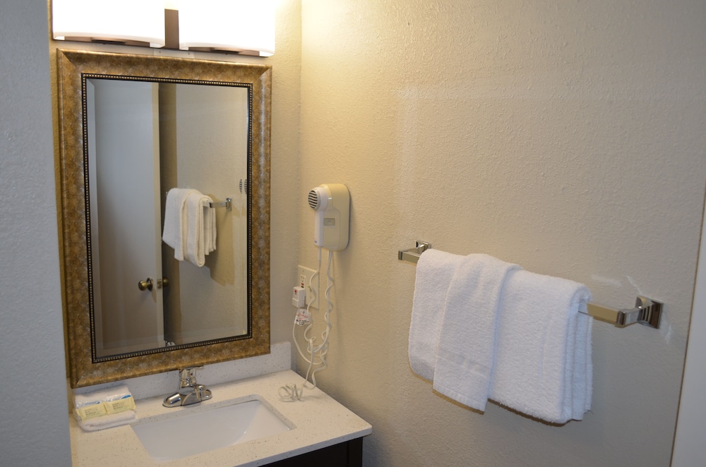 Baymont By Wyndham Downtown Detroit 12/31