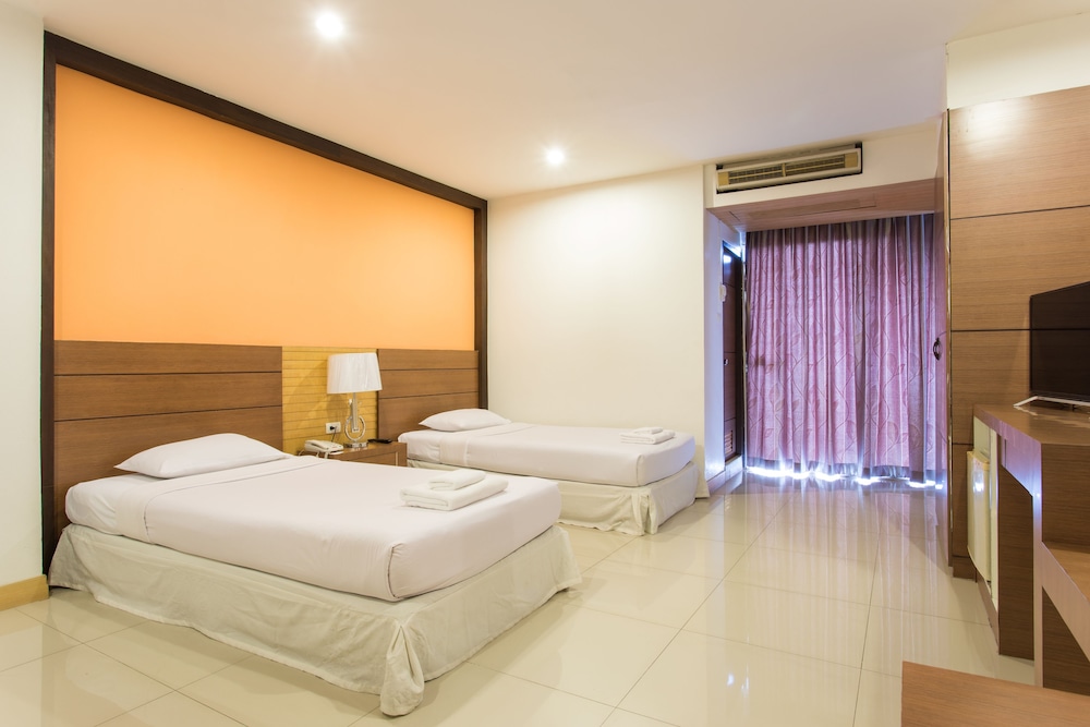 The Legacy Hotel 18/50