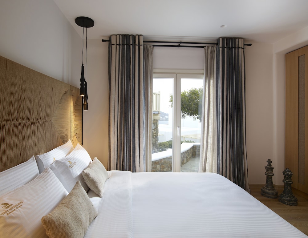 3 Bedrooms, Villa, 1 Double and 2 Queen Beds