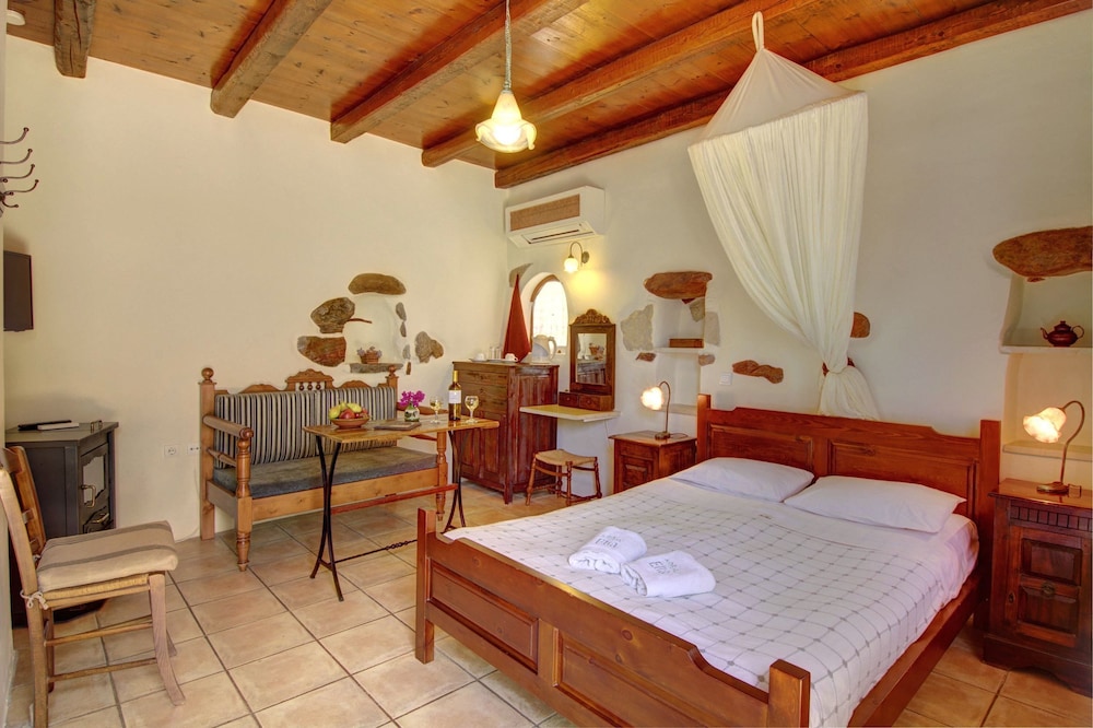 Elia Traditional Hotel & Spa 13/50