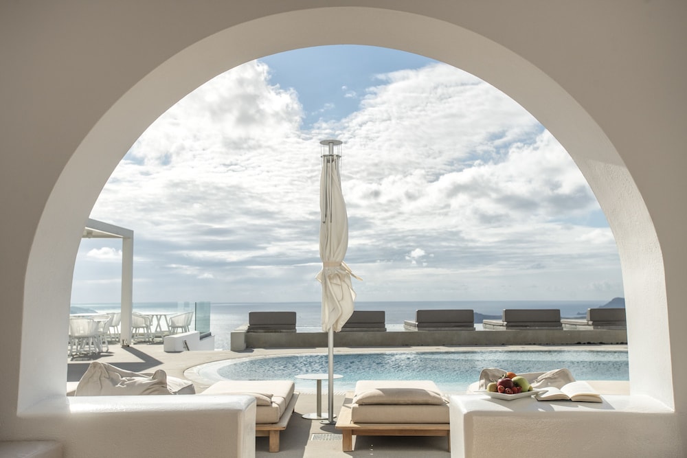 Lilium Hotel Santorini 24/51