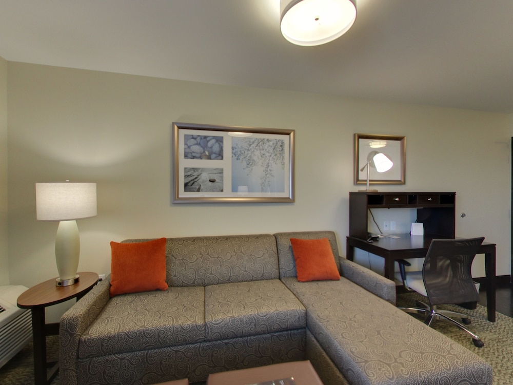 STAYBRIDGE SUITES MADISON FITCHBURG 35/71