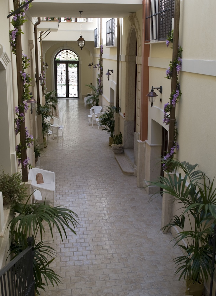 Palazzo Reginella Residence Hotel 1/61
