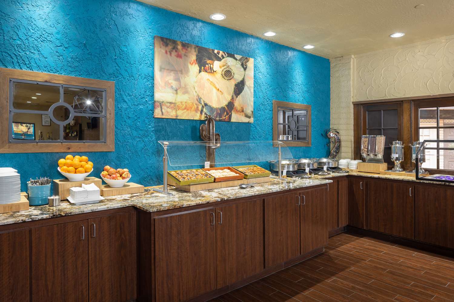 restaurant cafeteria