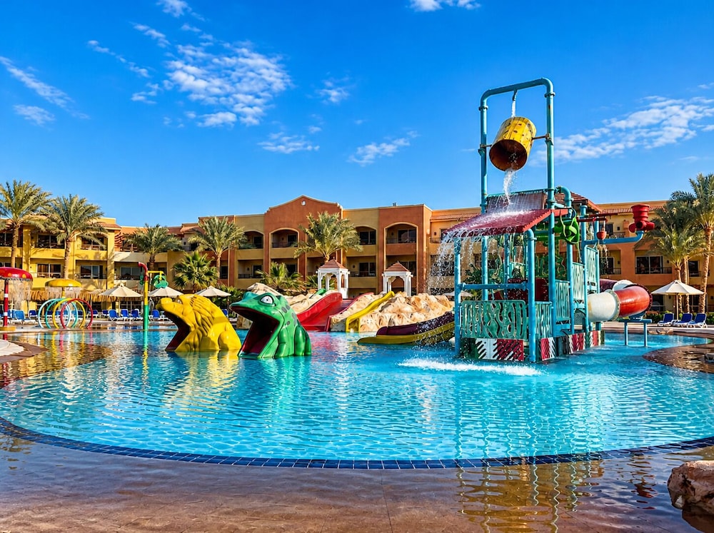 Regency Plaza Aqua Park Spa Resort 80/87