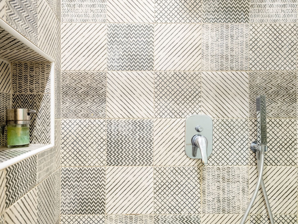 Spigole House 50/50