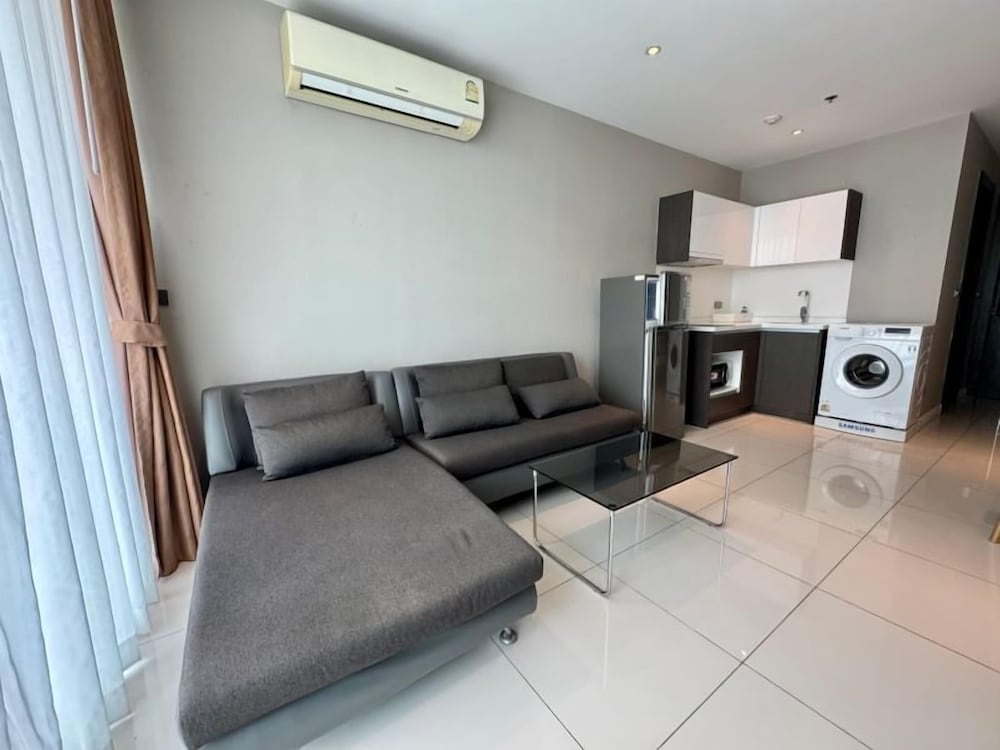 The Point Pratumnak by PSR ASIA 30/50
