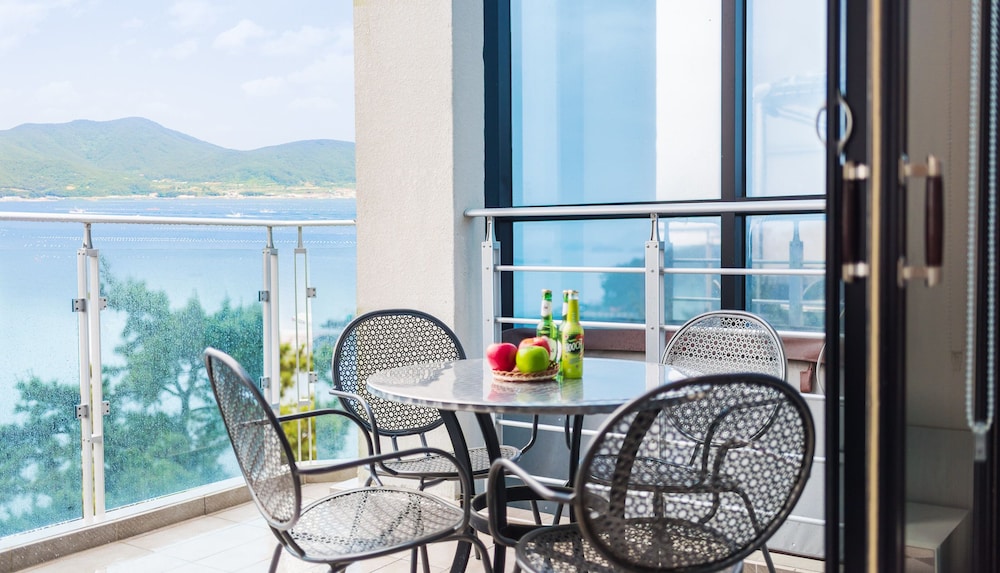 Tongyeong Honey Spa Pension 40/50