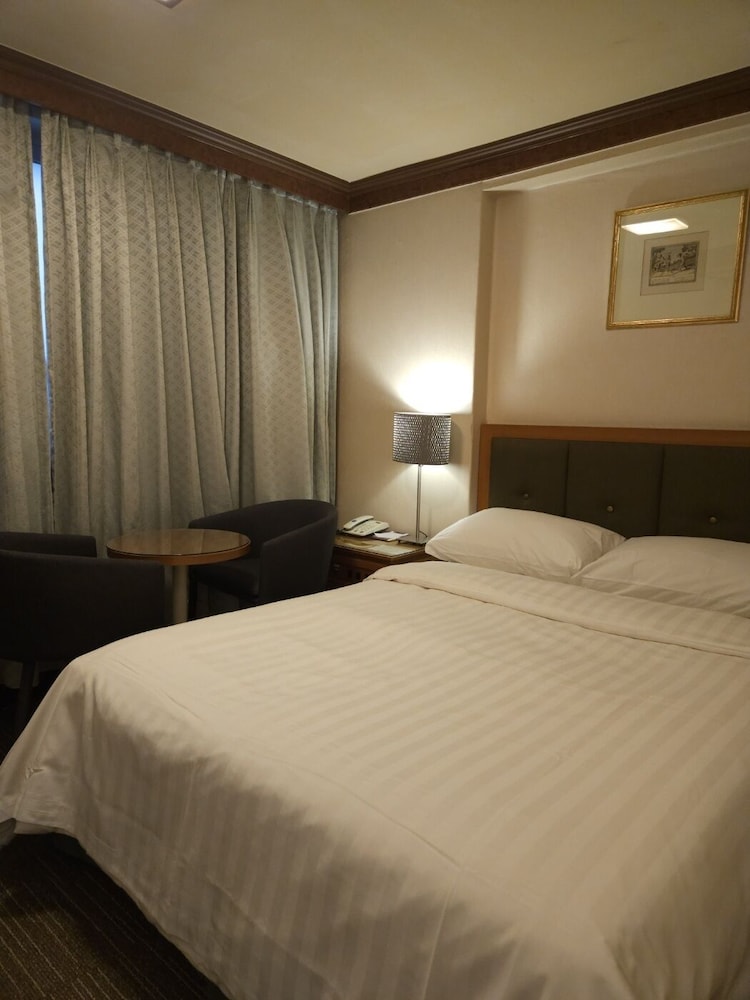 Insadong Crown Hotel 30/60