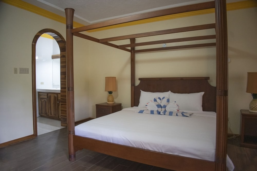 Bay View Villas 10/50
