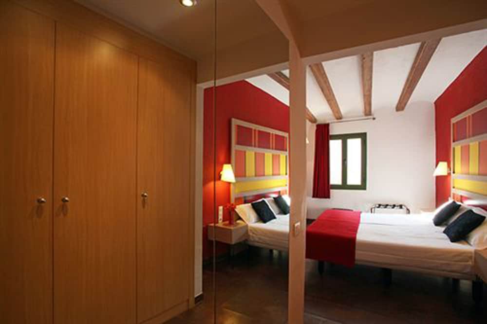 Ciutat Vella Apartments 6/30