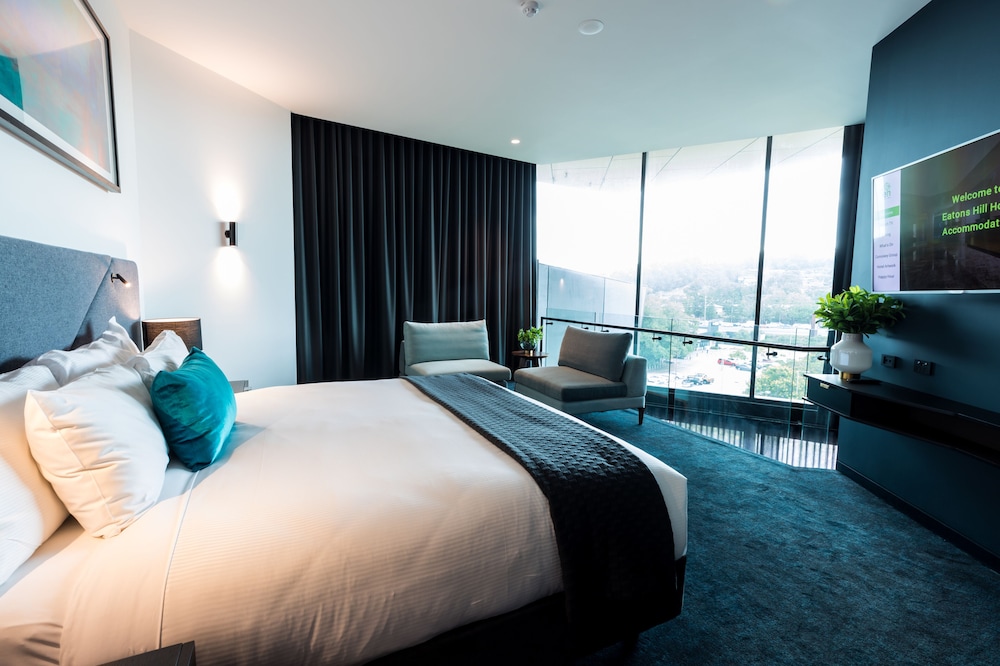 Sky, Penthouse, 2 King Beds