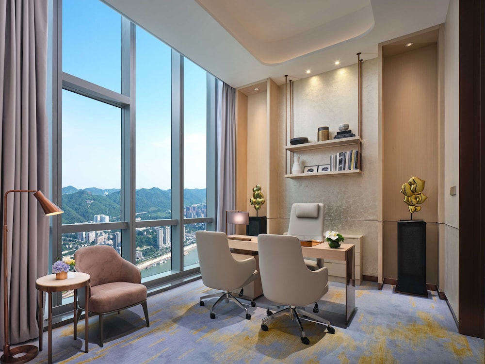 Intercontinental Chongqing Raffles City 45/70