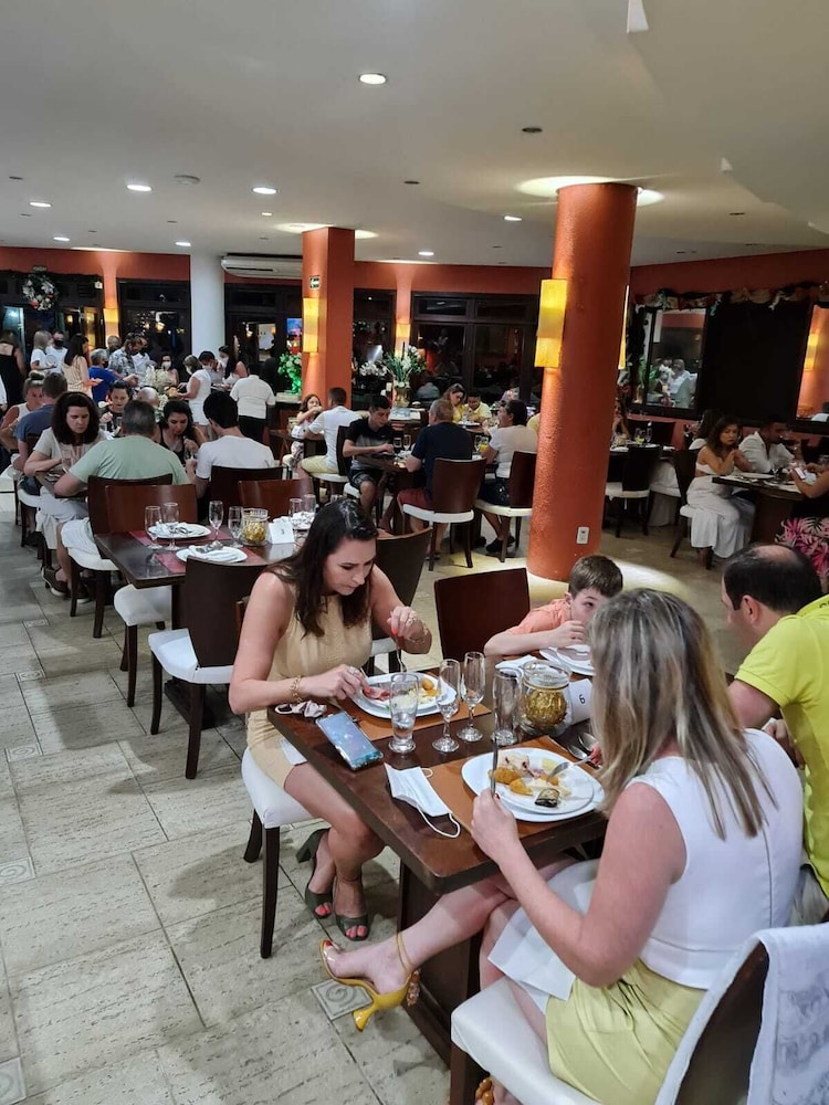 GUARITA PARK HOTEL 34/51