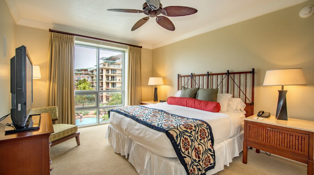 3 Bedrooms, Alii, Suite