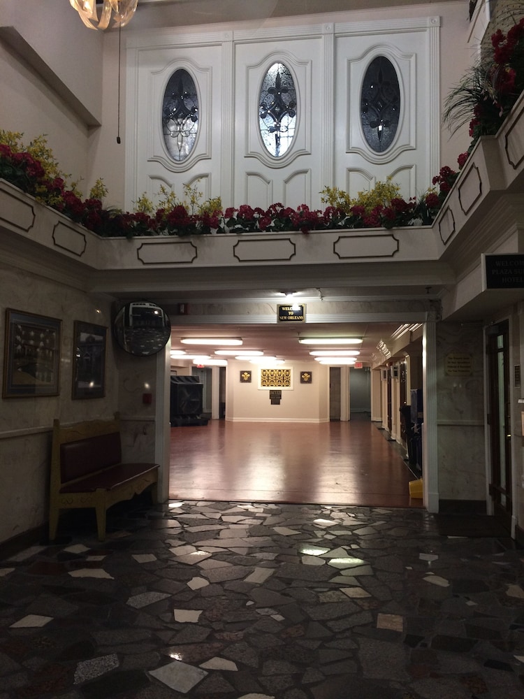 Plaza Suites Downtown New Orleans 8/50