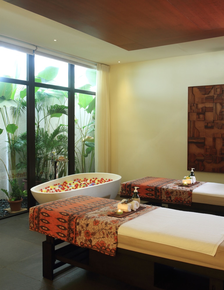 KANDAYA RESORT 33/76