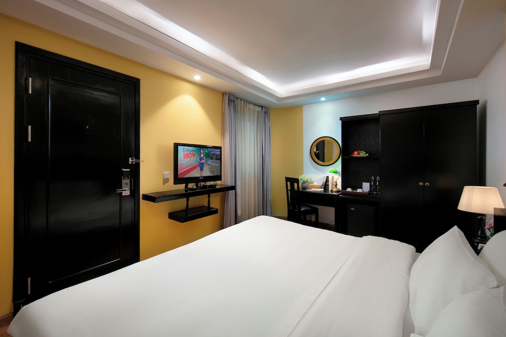 SUPERIOR, DOUBLE BED