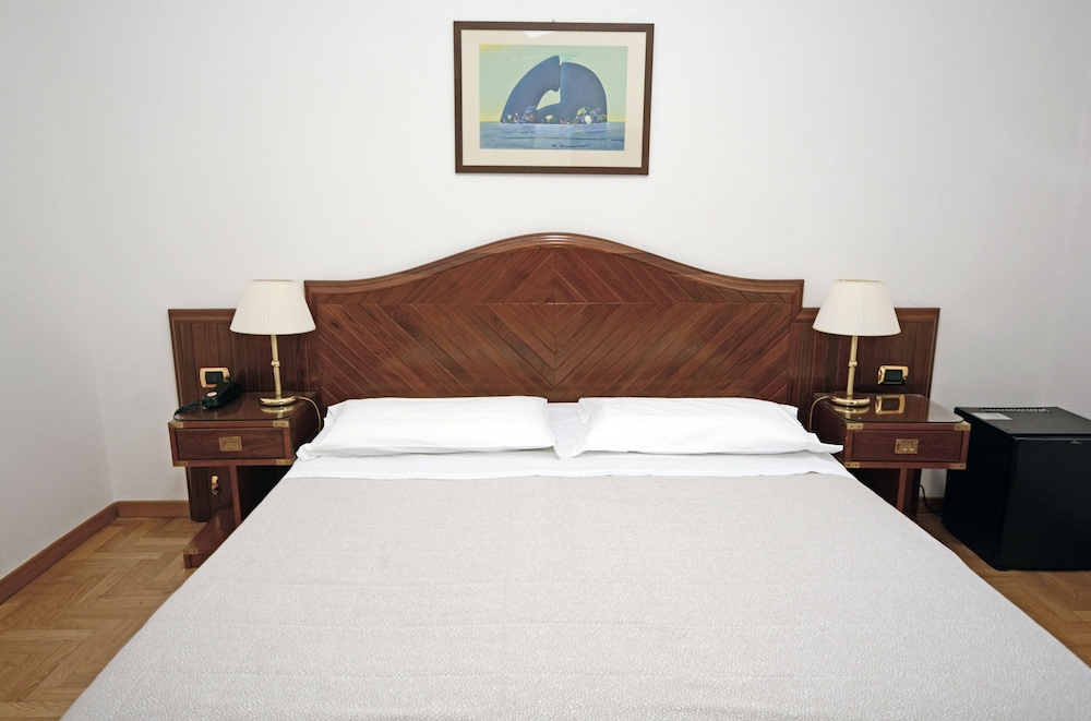 Albergo Italia 13/42