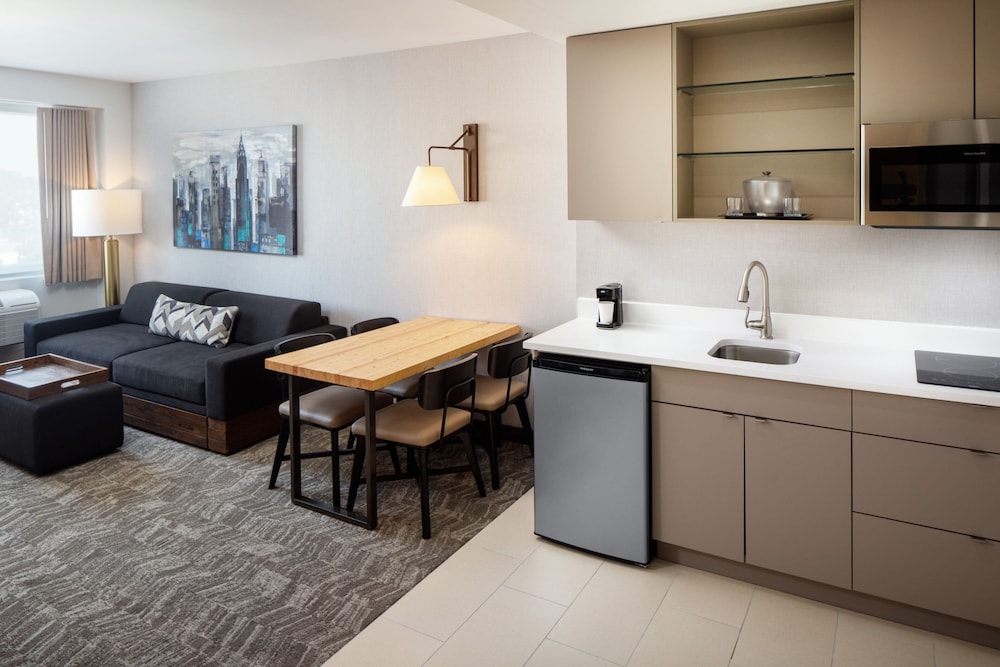 SpringHill Suites By Marriott New York JFK Airport/Jamaica 18/30