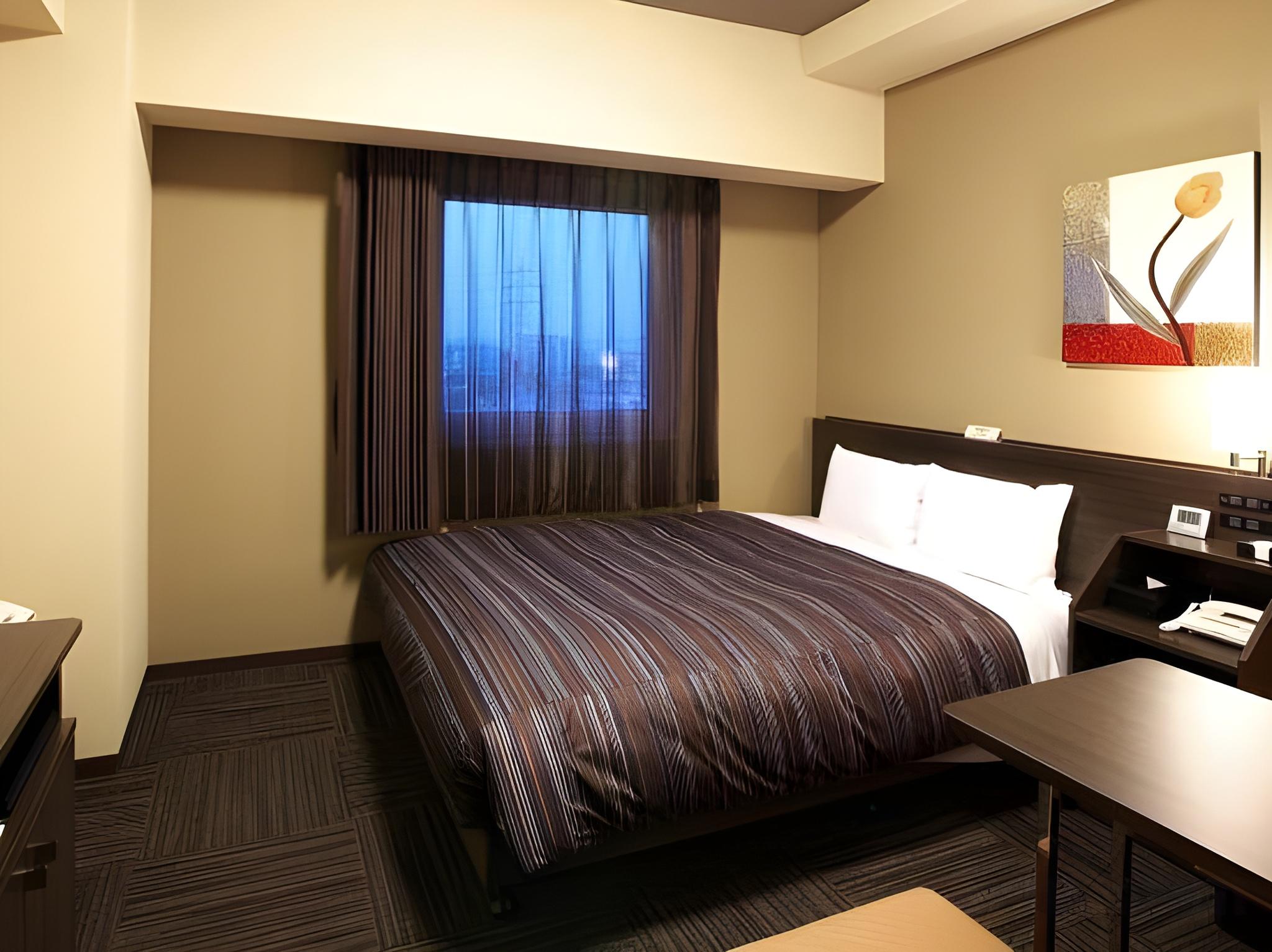 Semi Room, Standard, Single, Semi Double Bed