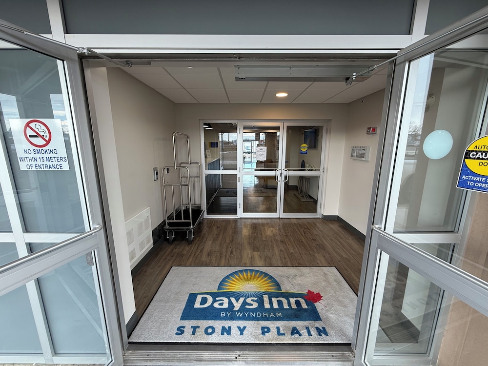 Days Inn by Wyndham Stony Plain 3/44