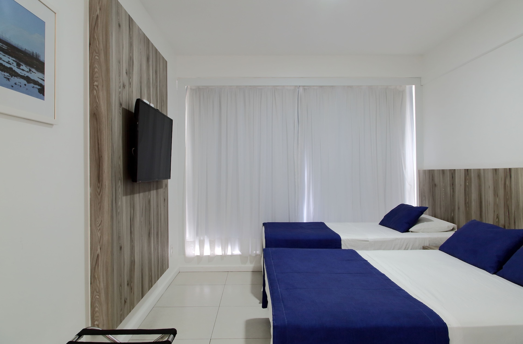Premium Double Room + 1 Single Bed (no sea view) 1 double + 1 single، Hotel Praia Bonita Jatiuca 3/10