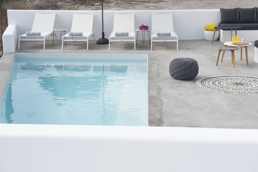 White Orchid Luxury Suites 26/50